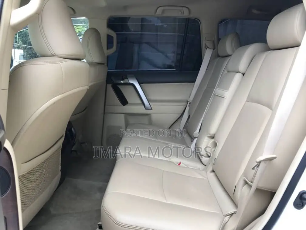 Toyota Land Cruiser Prado 2015 White