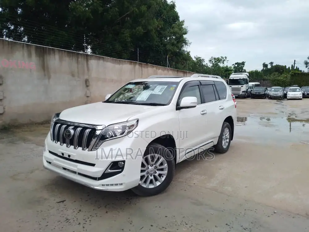 Toyota Land Cruiser Prado 2015 White