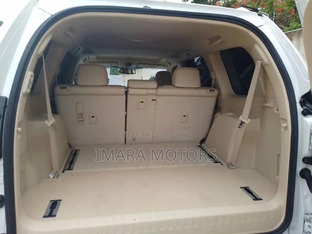Toyota Land Cruiser Prado 2015 White