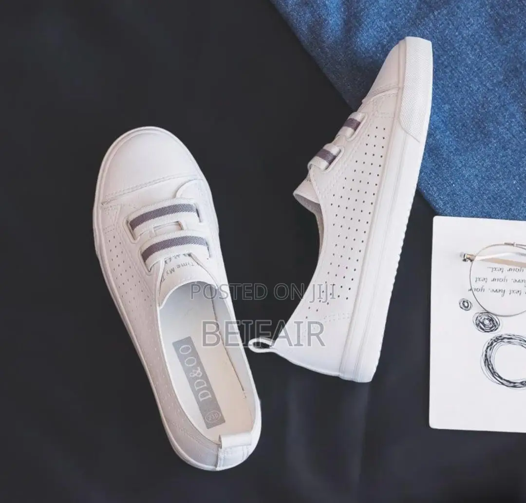 Ladies Simple Shoes | Sneakers