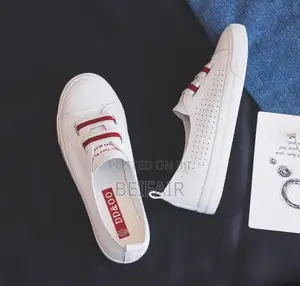 Ladies Simple Shoes | Sneakers