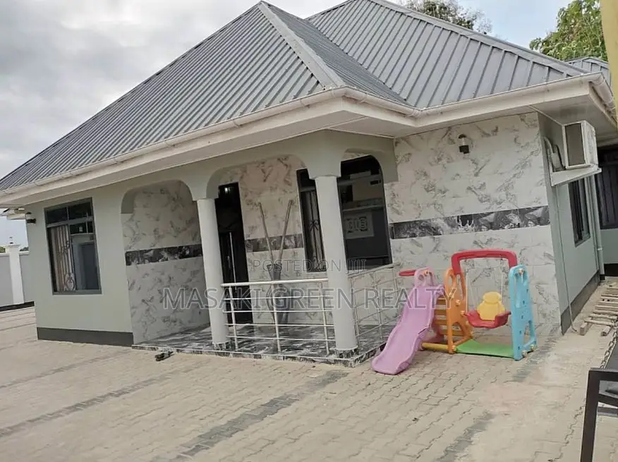 3bdrm House in Boko, Kinondoni for sale