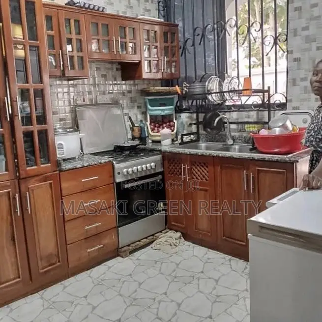 3bdrm House in Boko, Kinondoni for sale