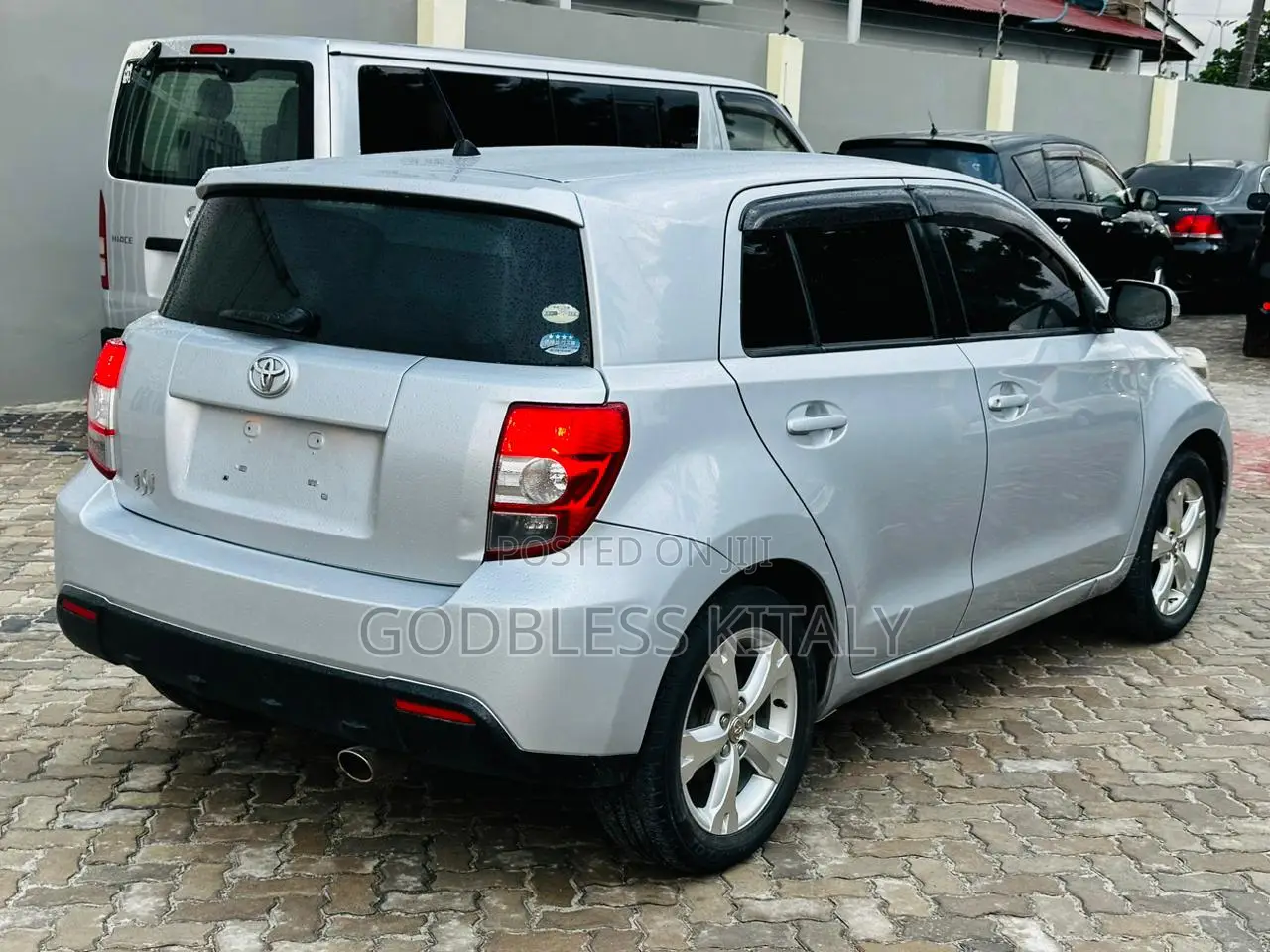 Toyota IST 2007 Silver