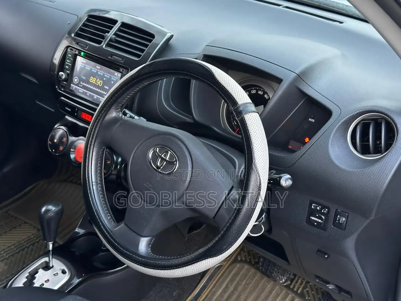 Toyota IST 2007 Silver