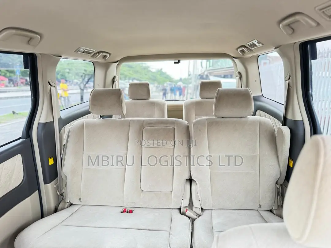 Toyota Alphard 2006 Silver