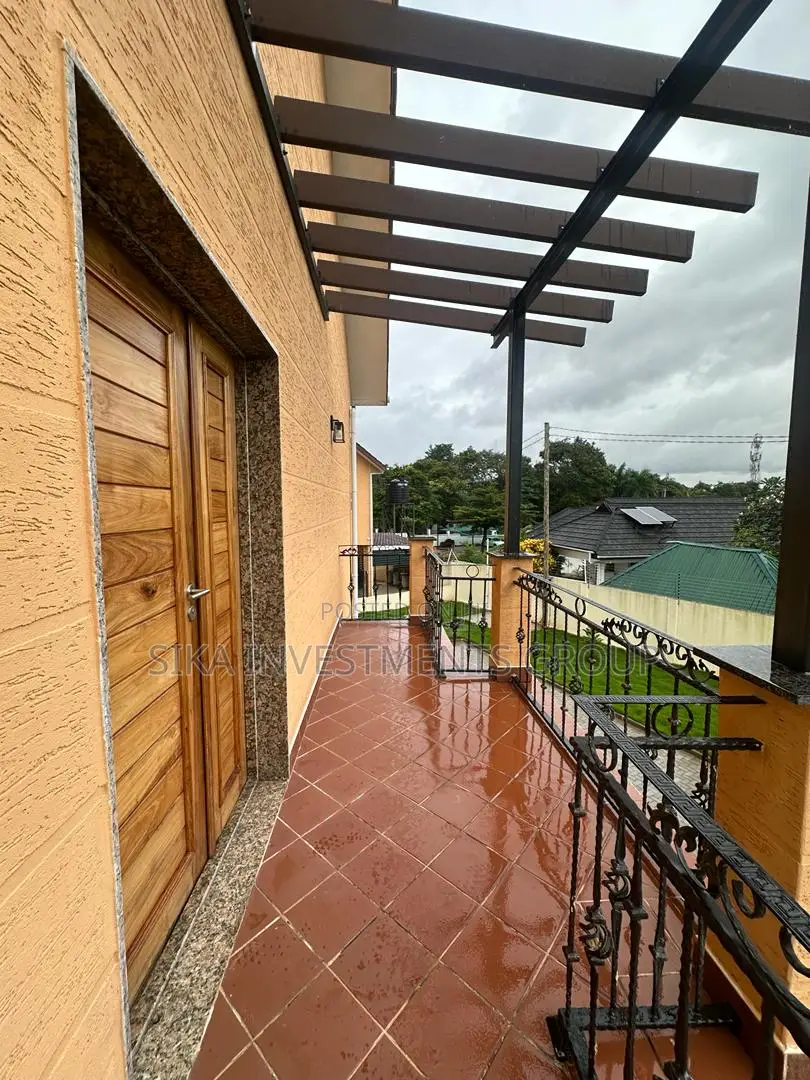 6bdrm Villa in Oysterbay, Kinondoni for rent