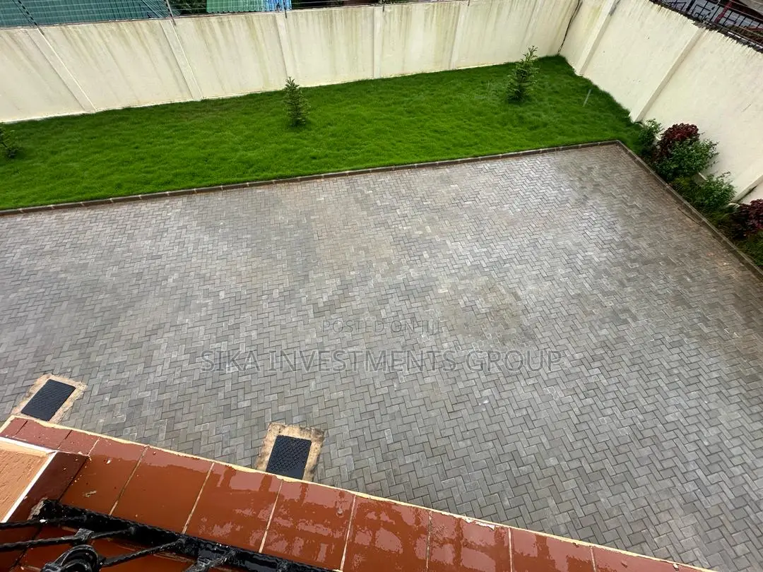 6bdrm Villa in Oysterbay, Kinondoni for rent