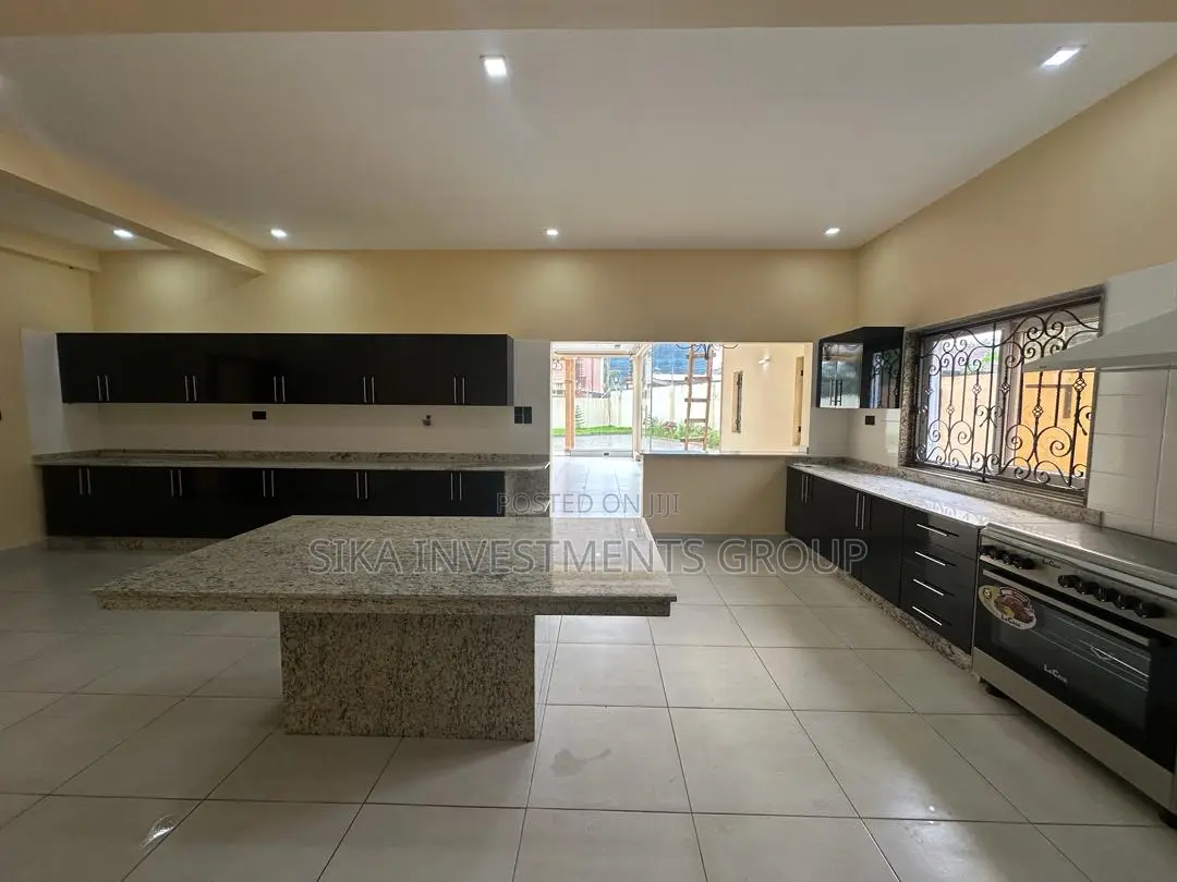 6bdrm Villa in Oysterbay, Kinondoni for rent