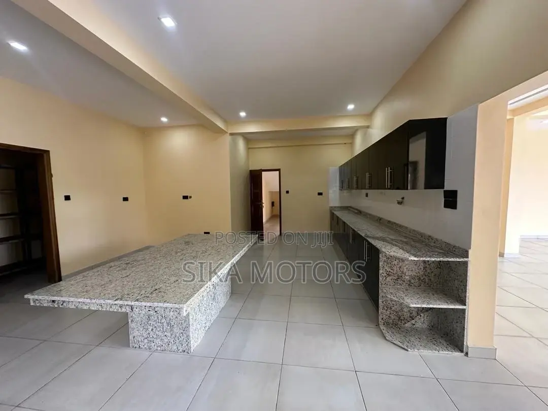 6bdrm Villa in Oysterbay, Kinondoni for rent