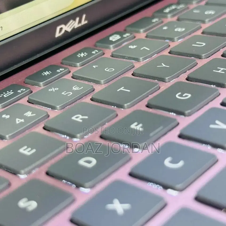 New Laptop Dell Inspiron 13 5379 16GB Intel Core I5 SSD 512GB