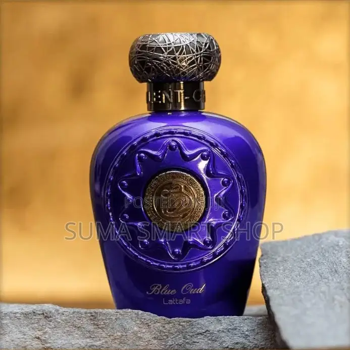 Oud Blue Perfume . (Tanzania , Ilala ) .