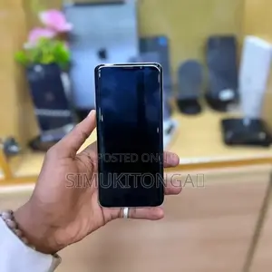 New Samsung Galaxy S9 Plus 64 GB Gold