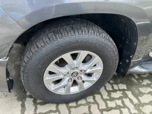 Toyota Land Cruiser 4.5 V8 GXR 2021 Gray
