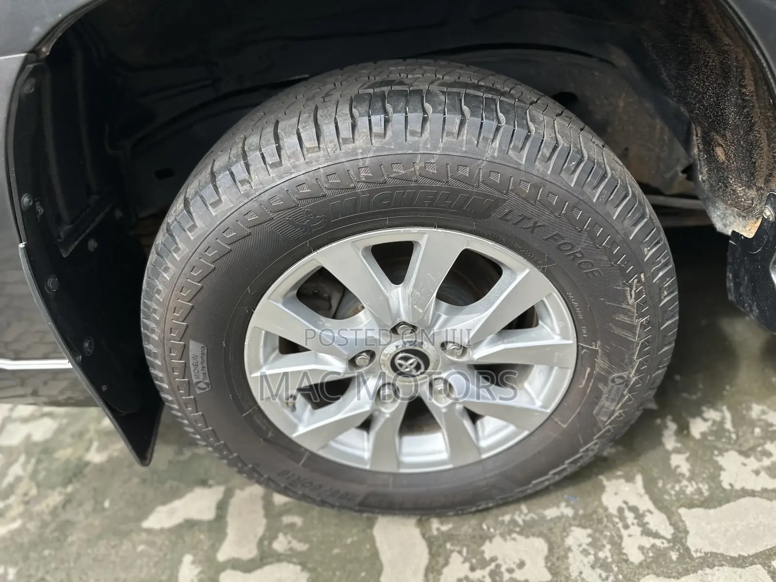 Toyota Land Cruiser 4.5 V8 GXR 2021 Gray