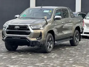 Toyota Hilux 2020 Beige