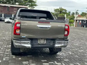 Toyota Hilux 2020 Beige