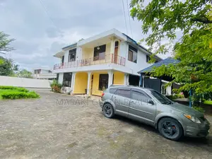 8bdrm Mansion in Mikocheni A, Kinondoni for sale