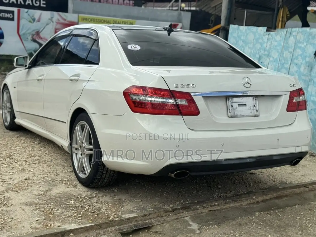 Mercedes-Benz E250 2012 White