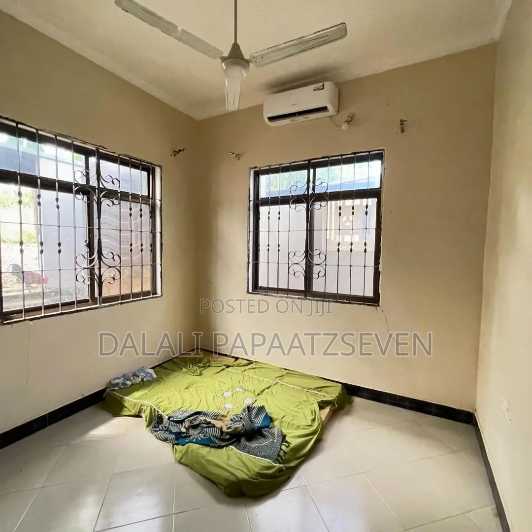 3bdrm House in Dalalipapaatzseven, Kinondoni for rent