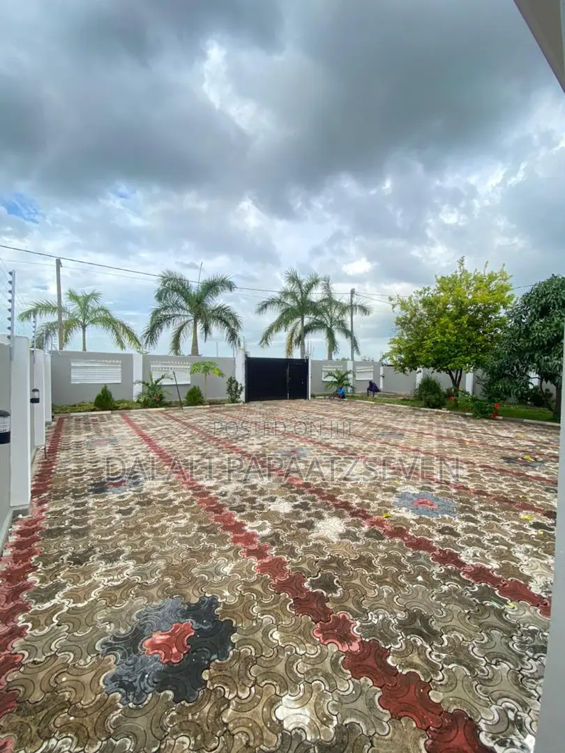3bdrm House in Dalalipapaatzseven, Mbweni for rent