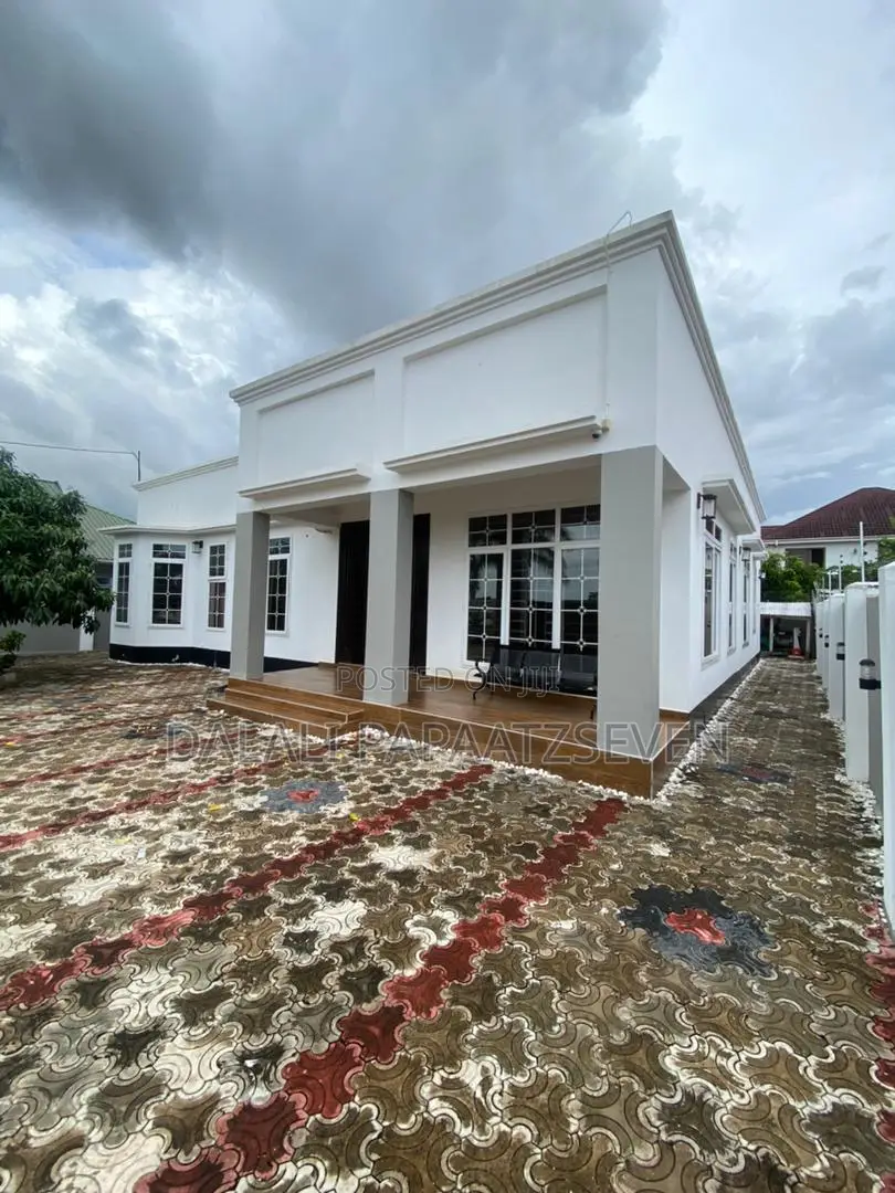 3bdrm House in Dalalipapaatzseven, Mbweni for rent