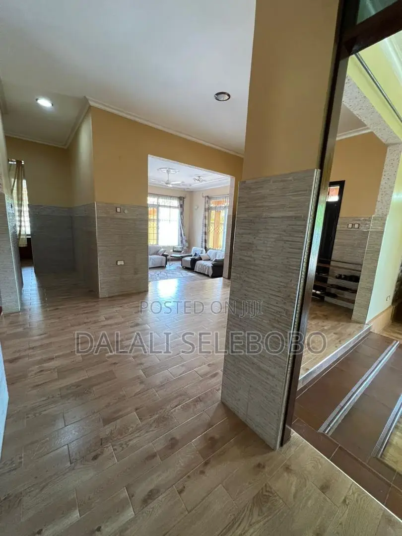 5bdrm Bungalow in Bunju Beach for sale