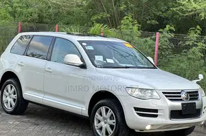 Volkswagen Touareg 2010 White