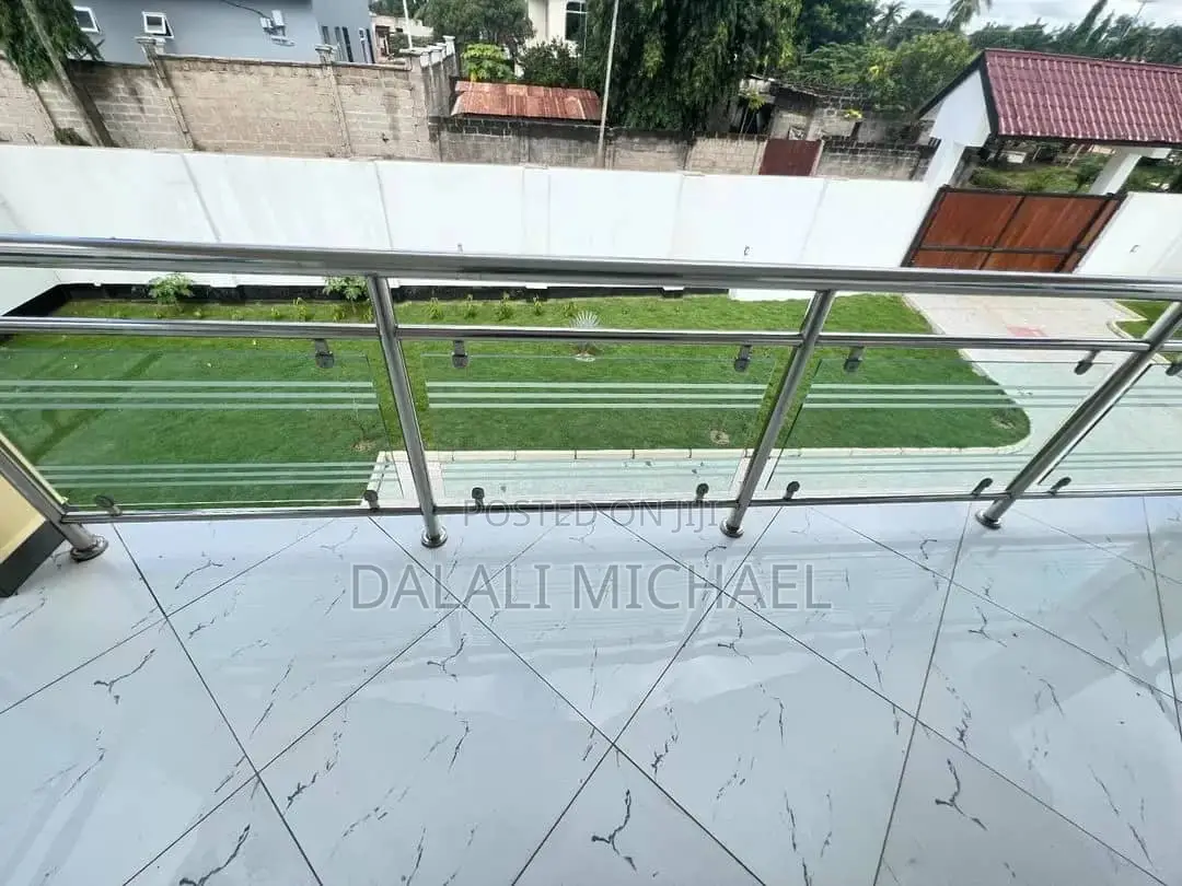 Furnished 5bdrm House in Mbezibeach for rent
