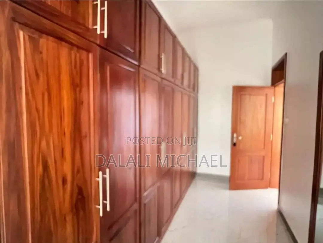 Furnished 5bdrm House in Mbezibeach for rent