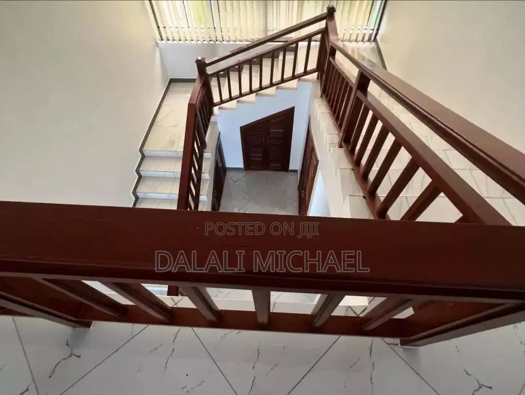 Furnished 5bdrm House in Mbezibeach for rent