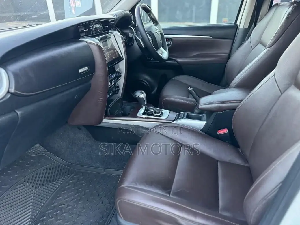 Toyota Fortuner 2017 White