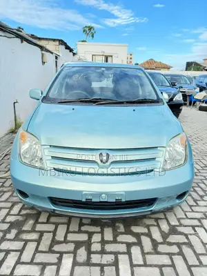 Toyota IST 2003 Blue