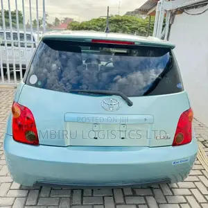 Toyota IST 2003 Blue