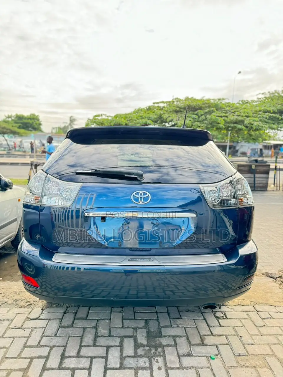 Toyota Harrier 2004 Blue