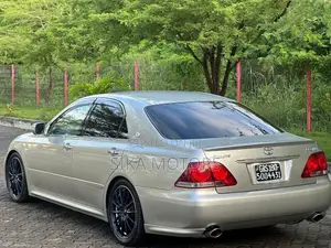 Toyota Crown 2004 Silver