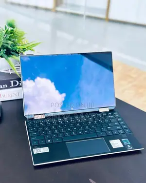 New Laptop HP Spectre X360 13 16GB Intel Core I7 SSD 512GB