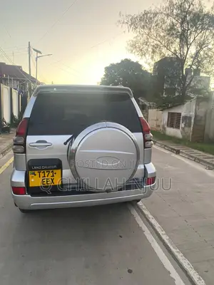Toyota Land Cruiser Prado 2005 Silver