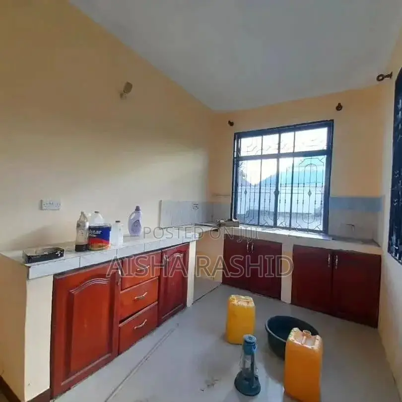 3bdrm House in Kinondoni for rent