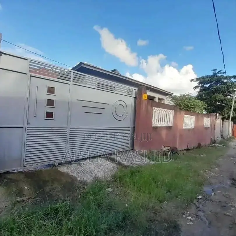 3bdrm House in Kinondoni for rent
