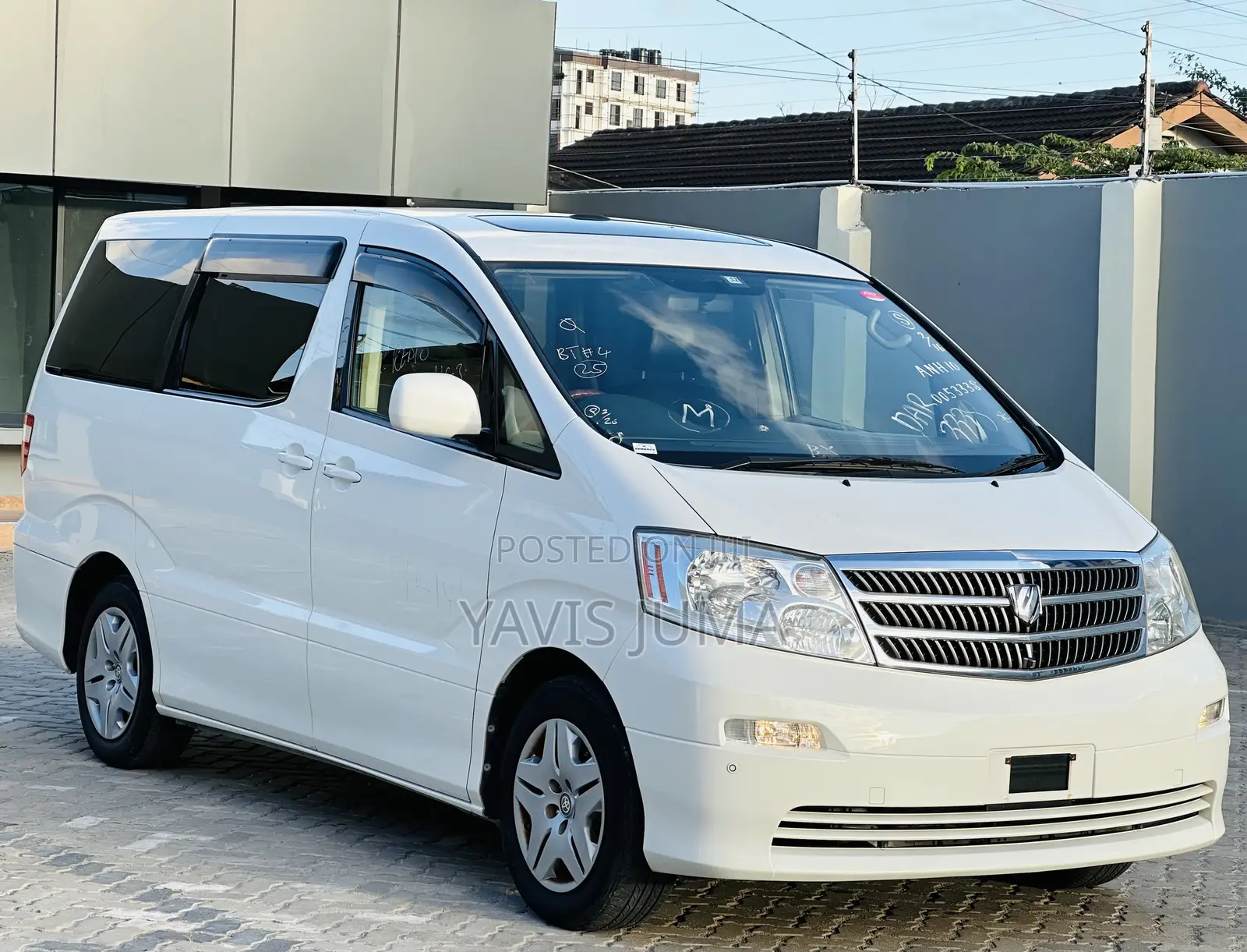Toyota Alphard 2004 White