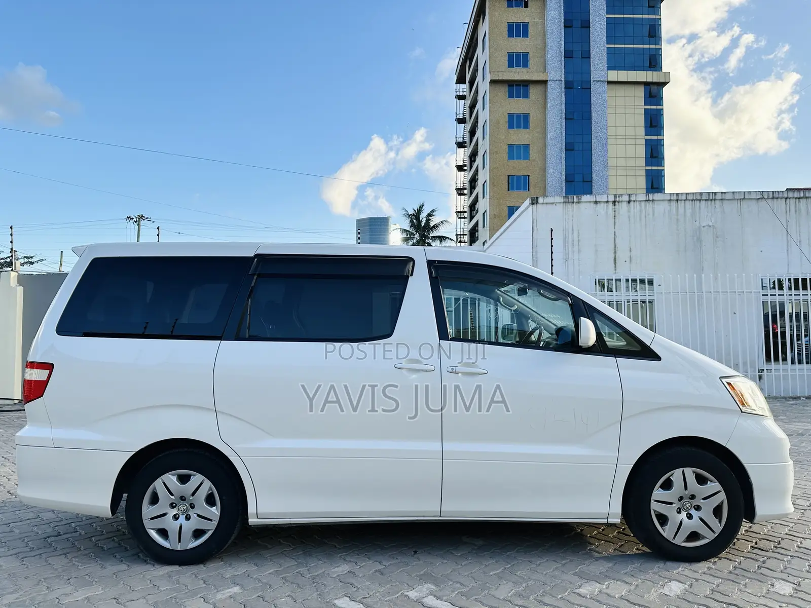 Toyota Alphard 2004 White