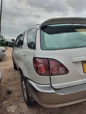 Toyota Harrier 2003 White