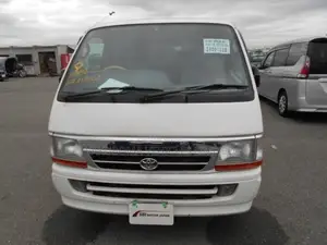 Toyota HiAce 2004 White
