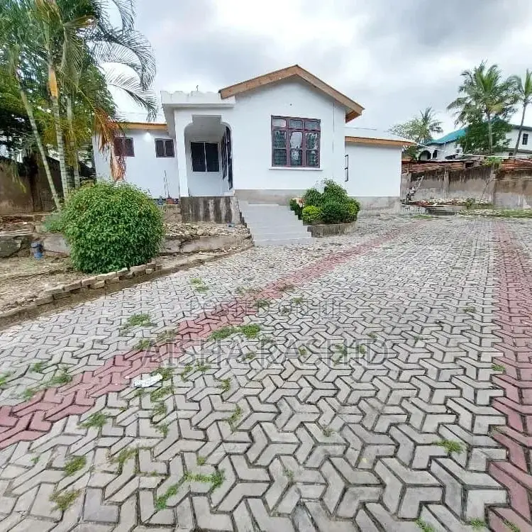 2bdrm Apartment in Kinondoni for rent