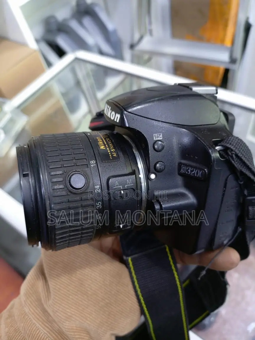 Nikond3200 With 18-55mm’