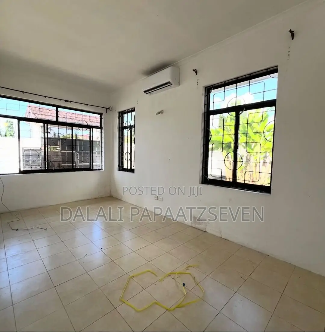 4bdrm House in Dalalipapaatzseven, Mbezi Beach for rent