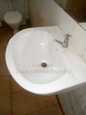 4bdrm House in Dalalipapaatzseven, Kijitonyama for rent