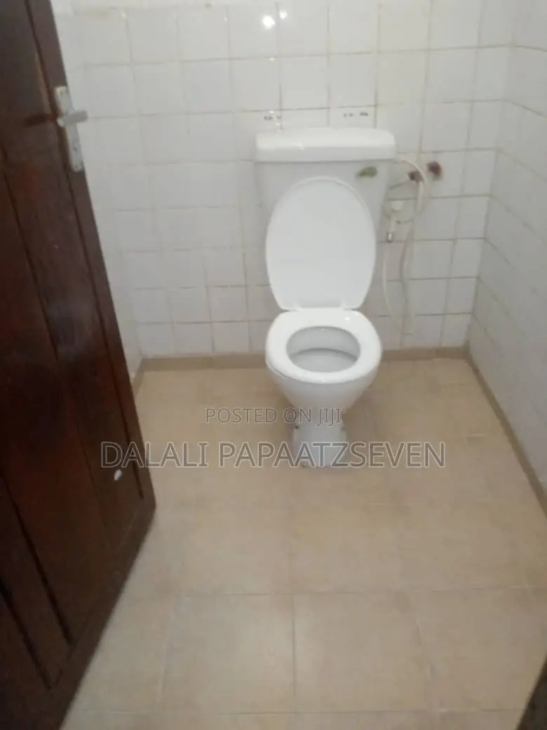 4bdrm House in Dalalipapaatzseven, Kijitonyama for rent