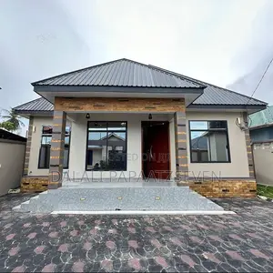 3bdrm House in Dalalipapaatzseven, Bunju for sale